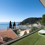 Vue Villa *