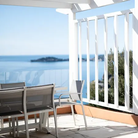 Vue Villa *